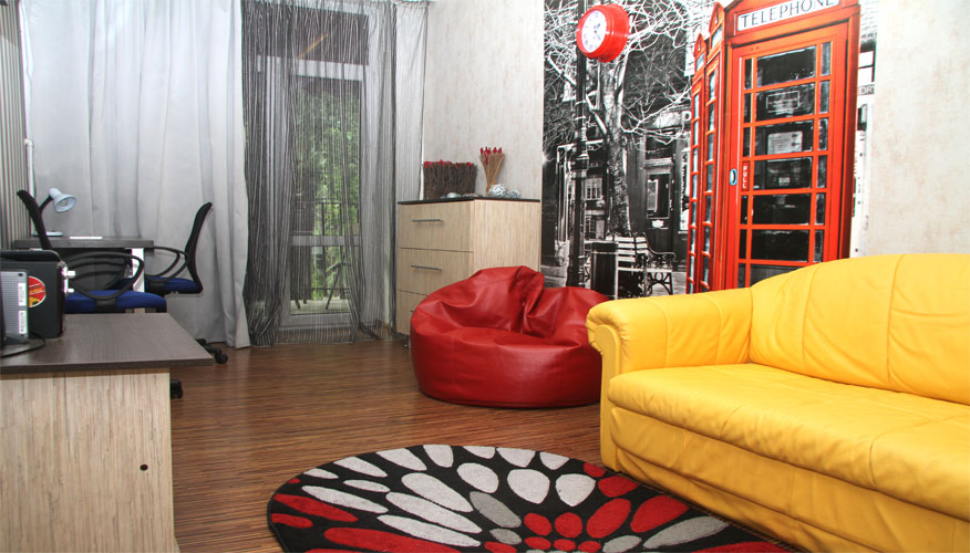 Rent-onB-Bodoni-apartment1.jpg